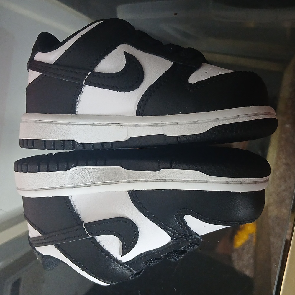 Nike Dunk Low Black And White (Panda) Size 5c - Picture 6 of 16